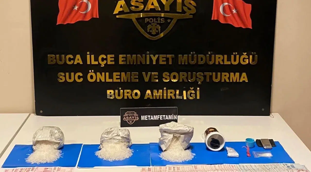 İzmir Buca'da Uyuşturucu Operasyonu: 2 Gözaltı