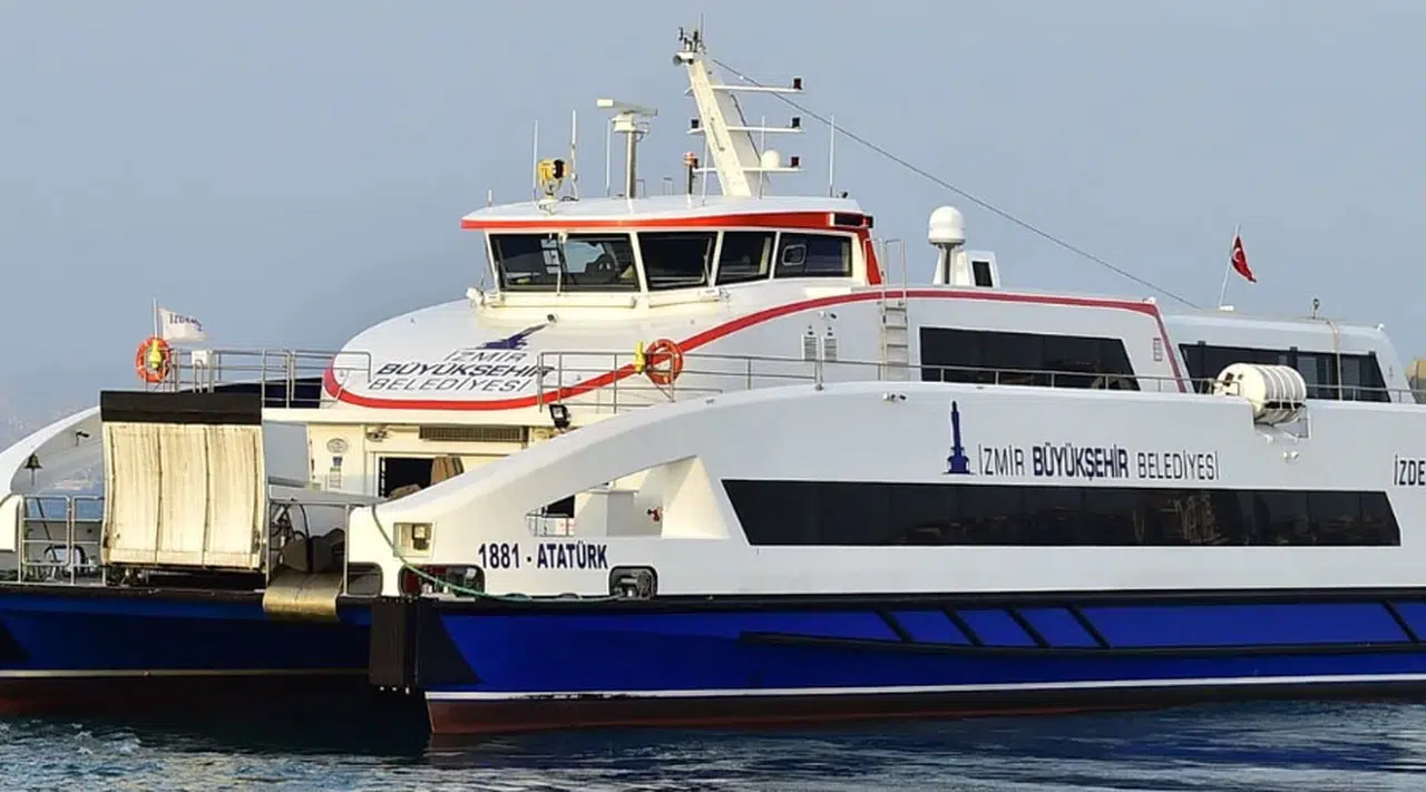 Alsancak Vapur İskelesi Kapatılıyor
