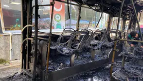 İzmir’de Otobüs Küle Döndü