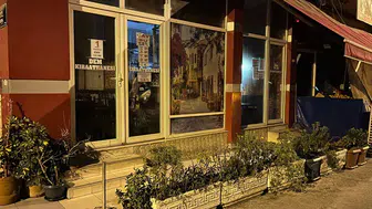 İzmir’de kahvehane önünde silahlı saldırı