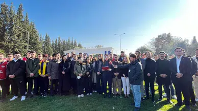 İzmir’de KYK Burslarına Tepki