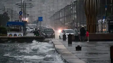 İzmir’e Kuvvetli Yağmur ve Fırtına Geliyor