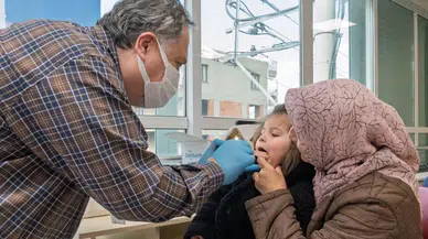 İzmir'de Ücretsiz Diş Sağlığı Hizmeti: 30 İlçede Yaygınlaştırılıyor