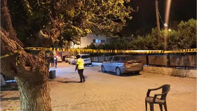 İzmir'de Polis Ekibine Silahlı Saldırı