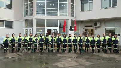 Konak Sokaklarında Kadın Emeği