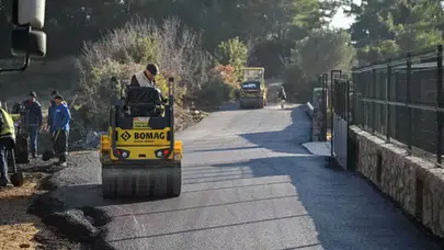 Bornova’da 8 Mahalleye Eş Zamanlı Asfalt Serimi Yapıldı