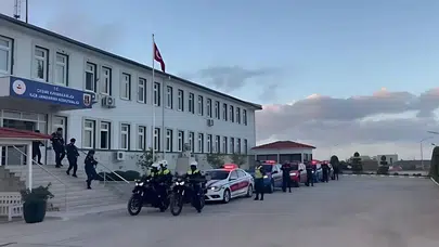 Çeşme’de Jandarma Uygulamasında Firari Hükümlü Yakalandı