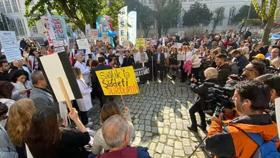 İzmir'de Aile Hekimleri Yeniden İş Bırakacak