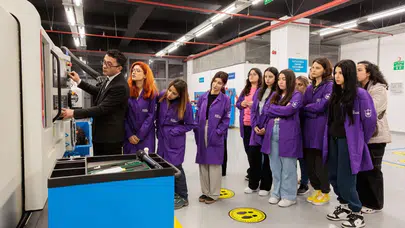 Konak’ta Kadınlara CNC Operatörlüğü Eğitimi
