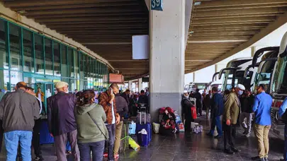 2025’te İzmir’den Otobüsle Seyahat El Yakıyor