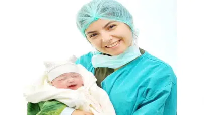 Doğum Sırasında Beynine Pıhtı Atan Hemşire Hayatını Kaybetti