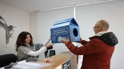Çeşme Belediyesi’nden Sokak Hayvanlarına Sıcak Bir Yuva