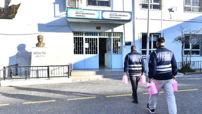 İzmir Büyükşehir’den Okullara Hijyen Desteği Devam Ediyor