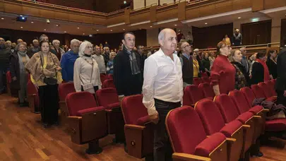 İzmir’de 60 Yaş Üstü Vatandaşlara Üniversite Heyecanı