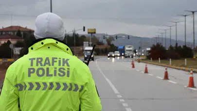 İzmir’de 26 Bin 536 Sürücüye Ceza Kesildi