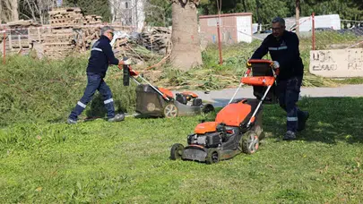Bayraklı’da Parklar Yenileniyor