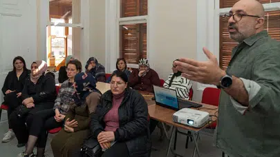 İzmir’de Bağımlılıkla Mücadelede Anneler Ön Planda