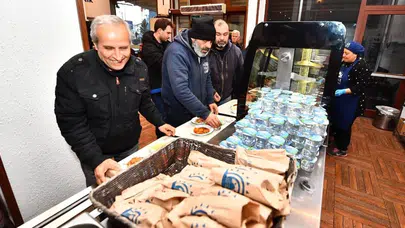İzmir'de Ramazan Boyunca Ücretsiz İftar