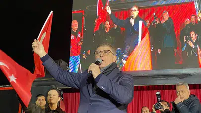 İzmir'den İmamoğlu’na güçlü destek