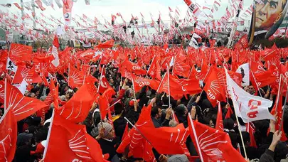CHP, bayram sonrası mitinglere İzmir’den start veriyor