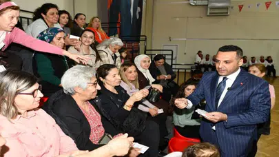 Çiğli’de Kadınlara Özel Renkli Kutlama