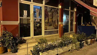 İzmir’de kahvehane önünde silahlı saldırı