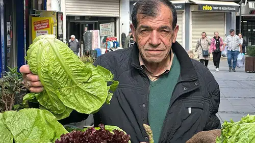 Kemeraltı’nın Doğal Esnafı: Ege Otlarıyla Gelenek Yaşatılıyor