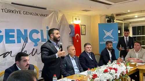 TÜGVA İzmir’de Sahur Buluşması Gerçekleştirdi