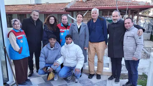 İzmir’de Meslek Liselilerden Anlamlı Destek