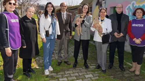 İzmir’den Patili Dostlar İçin Çağrı