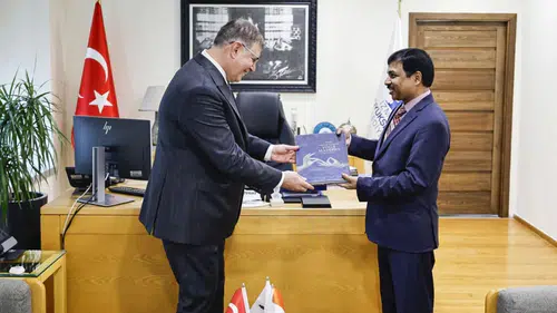 İzmir ile Hindistan Arasındaki Kültürel İş Birliği Güçleniyor