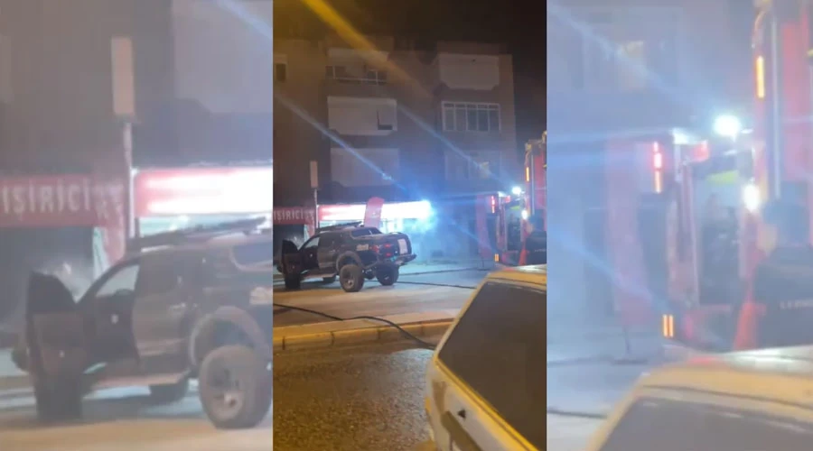 Menemen'de Park Halindeki Araçta Yangın Paniği