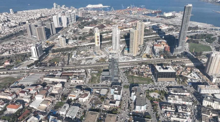 İzmir’in Kalbine Büyük Altyapı Yatırımı