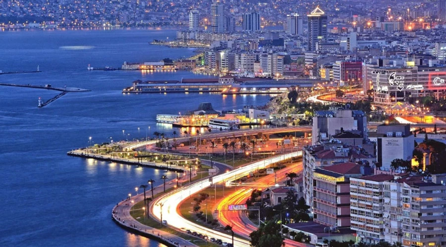 2025’te İzmir’de Emlak Yatırımı Yapmak İsteyenlere Rehber