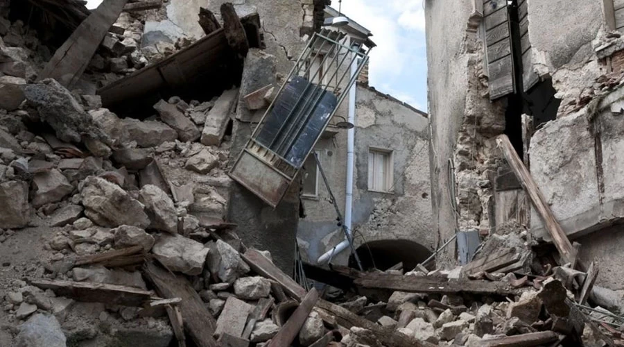 İzmir’de Deprem Riski Hangi Bölgelerde Daha Çok