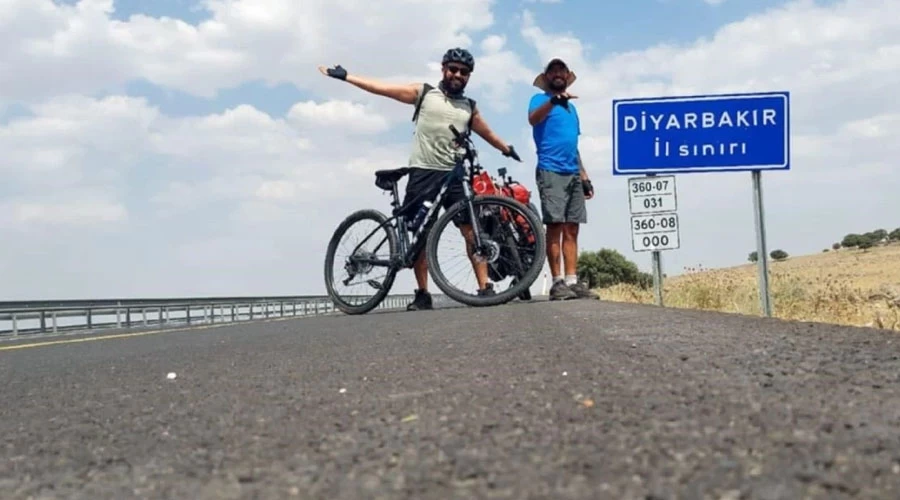 İzmirli Gezgin Dünyayı Pedallıyor: Yeni Hedefi Asya!