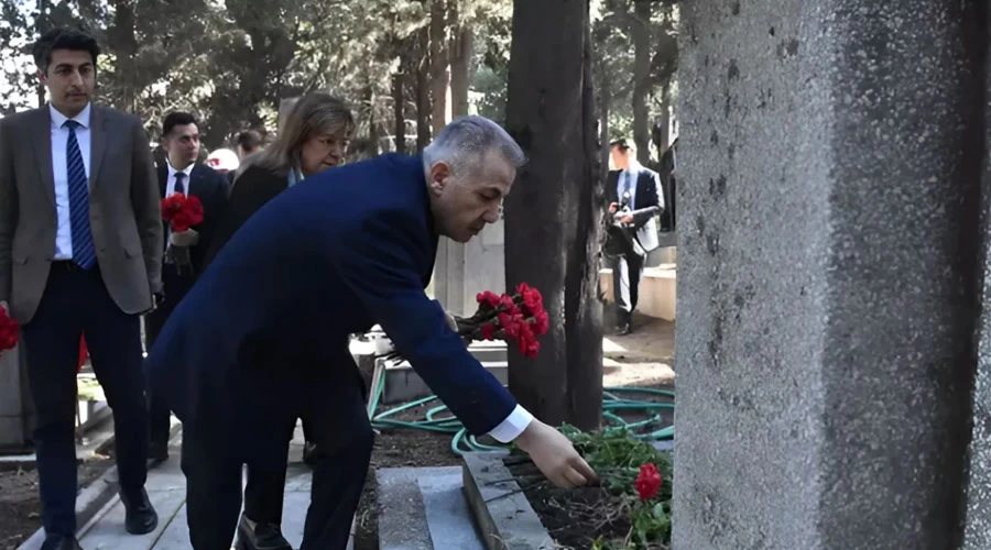 İzmir’de Çanakkale Zaferi Anıldı