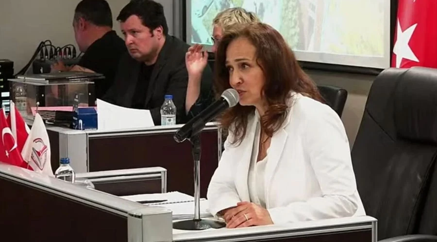 Başkan Yıldız Ünsal’dan Sert Tepki: “Bu Dil Ayrıştırıyor, Birleştirmiyor”